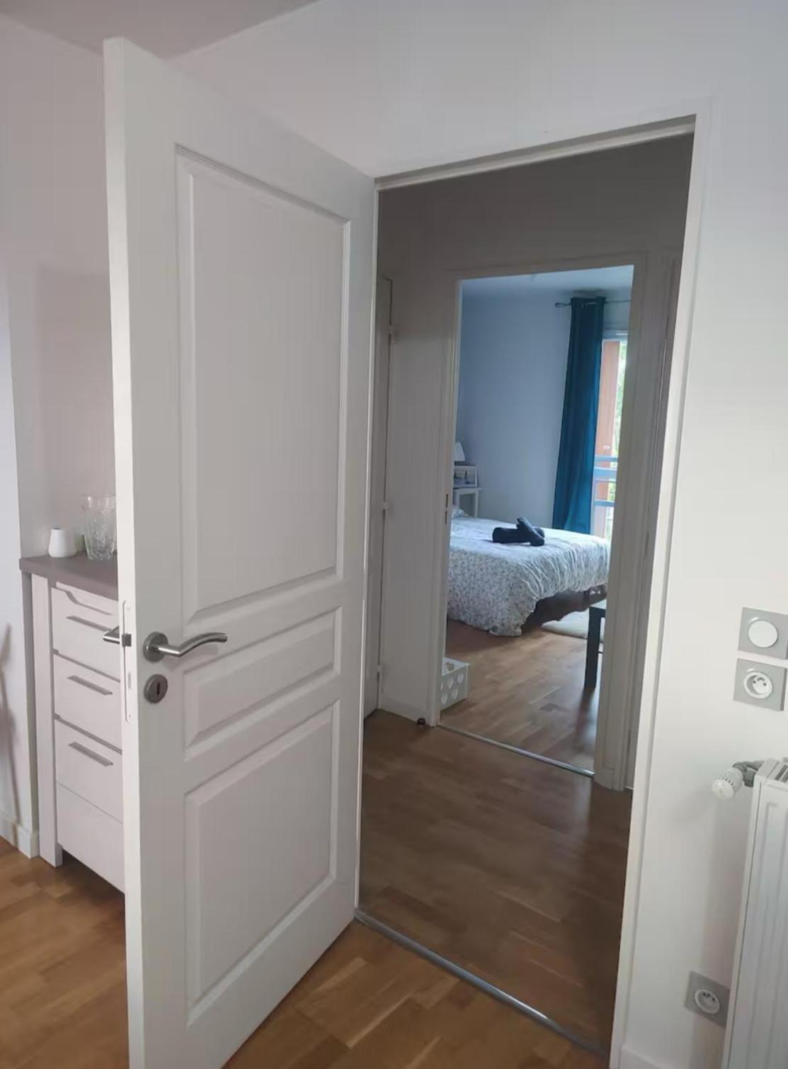Logement A Cote De L'Aeroport Orly Athis-Mons Extérieur photo
